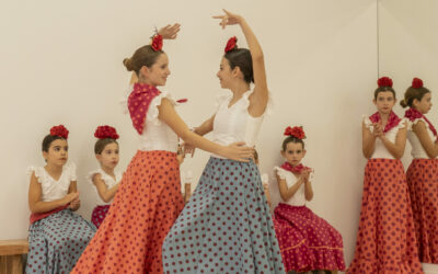 💃✨ ¡FORMA TU GRUPO DE SEVILLANAS! 💃✨