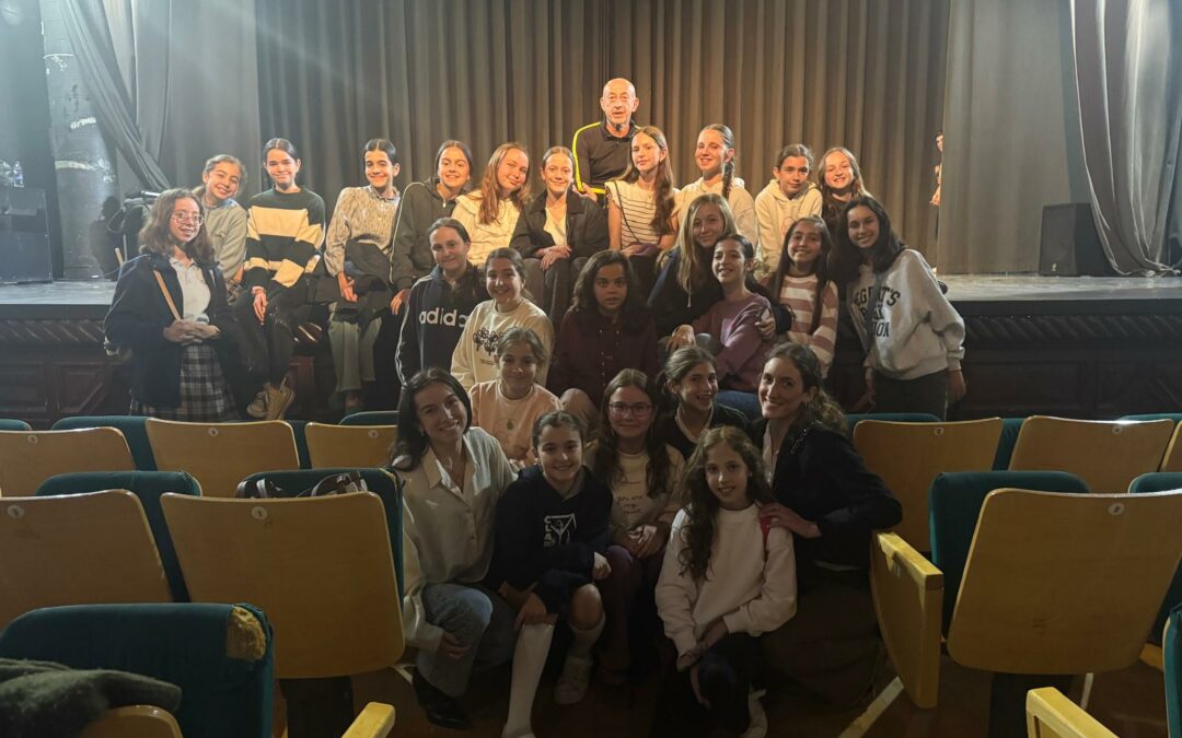 🎭 Visitamos el Conservatorio Profesional de Danza de Sevilla con nuestras alumnas